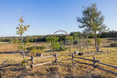 3270 Fm 671, Luling, TX 78648 - Photo 19