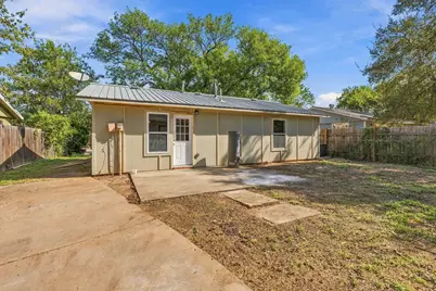 6115 Carnation Terrace, Austin, TX 78741 - Photo 15