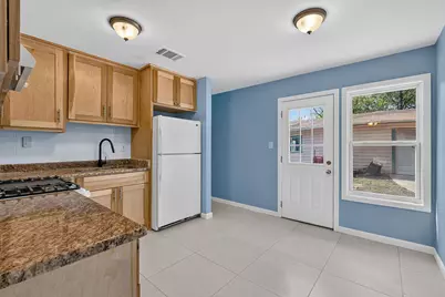 6115 Carnation Terrace, Austin, TX 78741 - Photo 5