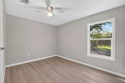 6115 Carnation Terrace, Austin, TX 78741 - Photo 13