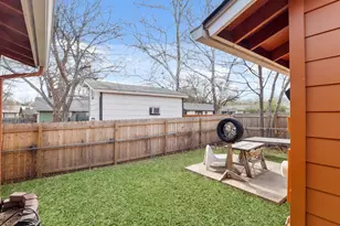1011 Chesapeake Dr, Austin, TX 78758 - Photo 13