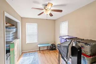 1011 Chesapeake Dr, Austin, TX 78758 - Photo 19