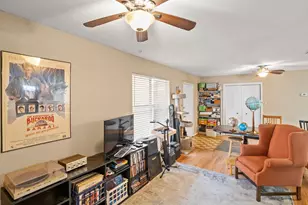 1011 Chesapeake Dr, Austin, TX 78758 - Photo 21