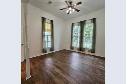401 Shaw Street, Taylor, TX 76574 - Photo 31