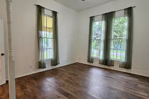 401 Shaw St, Taylor, TX 76574 - Photo 31