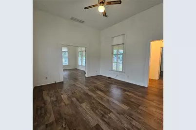 401 Shaw Street, Taylor, TX 76574 - Photo 21