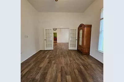 401 Shaw Street, Taylor, TX 76574 - Photo 23