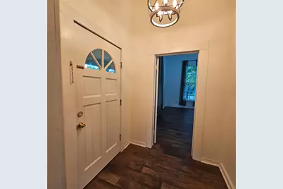 401 Shaw Street, Taylor, TX 76574 - Photo 11
