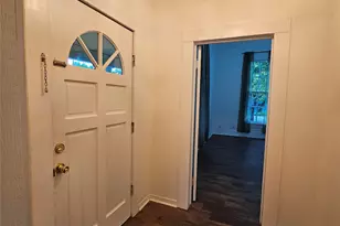 401 Shaw St, Taylor, TX 76574 - Photo 11