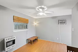 7808 Watson St, Austin, TX 78757 - Photo 5