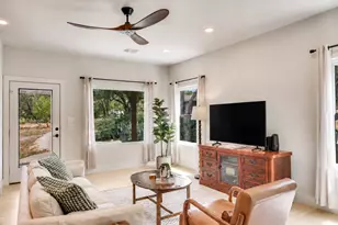 14900 Crosscreek Dr, Austin, TX 78737 - Photo 29