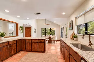 14900 Crosscreek Dr, Austin, TX 78737 - Photo 9