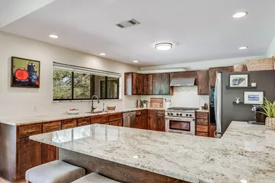 14900 Crosscreek Drive, Austin, TX 78737 - Photo 9