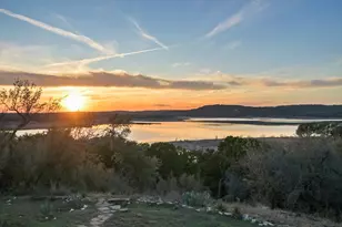 7312 Pace Ravine Dr, Lago Vista, TX 78645 - Photo 7