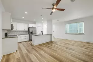 18800 Hogan Cir, Leander, TX 78645 - Photo 7