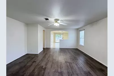 612 Elizabeth Lane, Bastrop, TX 78602 - Photo 3