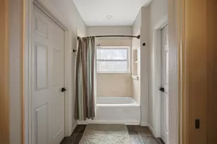 123 Meadowood Dr, Elgin, TX 78621 - Photo 17