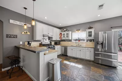 123 Meadowood Drive, Elgin, TX 78621 - Photo 11