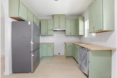 112 Chihuahua Drive, Del Valle, TX 78617 - Photo 17