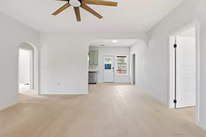 112 Chihuahua Drive, Del Valle, TX 78617 - Photo 23