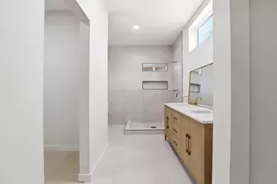 112 Chihuahua Dr, Del Valle, TX 78617 - Photo 11