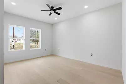 112 Chihuahua Drive, Del Valle, TX 78617 - Photo 15