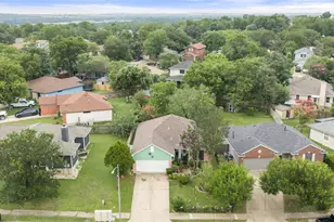 5403 Lark Creek Dr, Austin, TX 78744 - Photo 3