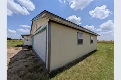 1401 N Highway 95 Highway, Granger, TX 76530 - Photo 3