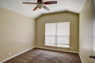 319 Wildcat Dr, Bastrop, TX 78602 - Photo 17