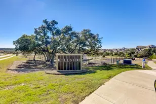 2121 Prairie Oaks Dr, Georgetown, TX 78628 - Photo 35