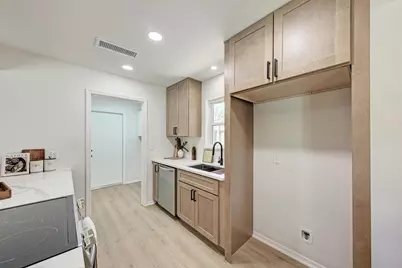10303 Leaning Willow Drive, Austin, TX 78758 - Photo 15