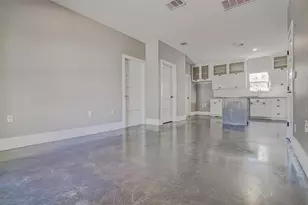 1901 New York Ave, Austin, TX 78702 - Photo 5
