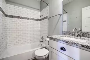 1901 New York Ave, Austin, TX 78702 - Photo 17