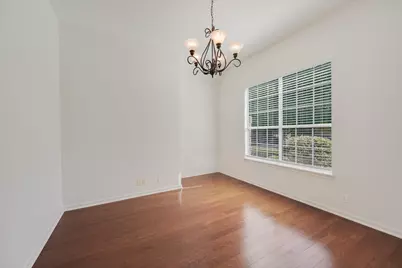 9316 Bavaria Lane, Austin, TX 78749 - Photo 7