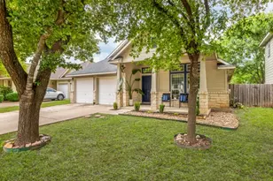 536 W Metcalfe St, Hutto, TX 78634 - Photo 1