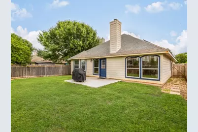 536 W Metcalfe Street, Hutto, TX 78634 - Photo 3