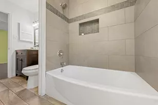 10106 Woodstock Dr, Austin, TX 78753 - Photo 17