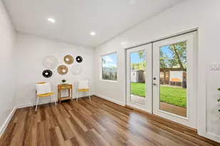 10106 Woodstock Dr, Austin, TX 78753 - Photo 29