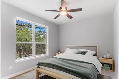 914 W Oak Ridge Drive, Marble Falls, TX 78654 - Photo 7