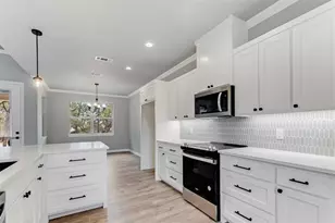 914 W Oak Ridge Dr, Marble Falls, TX 78654 - Photo 17