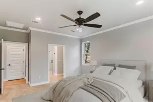 914 W Oak Ridge Dr, Marble Falls, TX 78654 - Photo 9