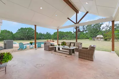 6757 County Road 3010, Lampasas, TX 76550 - Photo 33