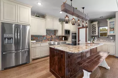 6757 County Road 3010, Lampasas, TX 76550 - Photo 9