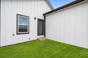 2029 Applewood Dr, Lockhart, TX 78644 - Photo 29