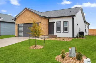 2029 Applewood Dr, Lockhart, TX 78644 - Photo 3