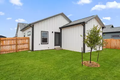 2029 Applewood Drive, Lockhart, TX 78644 - Photo 31
