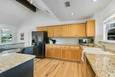 302 Valley Drive, Wimberley, TX 78676 - Photo 9