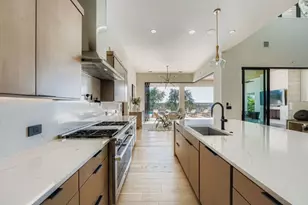 6412 Lantern View Dr, Jonestown, TX 78645 - Photo 15