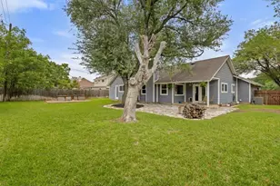 201 N Rainbow Bridge Dr, Cedar Park, TX 78613 - Photo 21