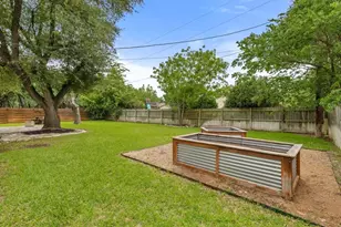 201 N Rainbow Bridge Dr, Cedar Park, TX 78613 - Photo 23